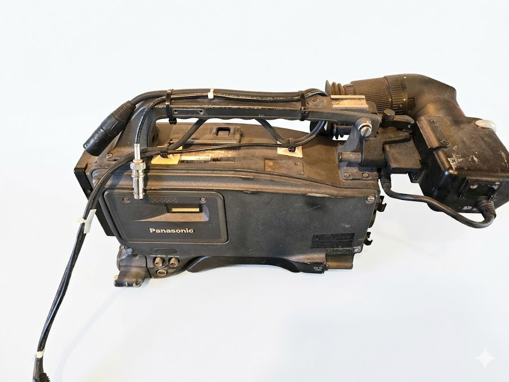 Panasonic AJ-D700P DVCPro Broadcast Camera - USED